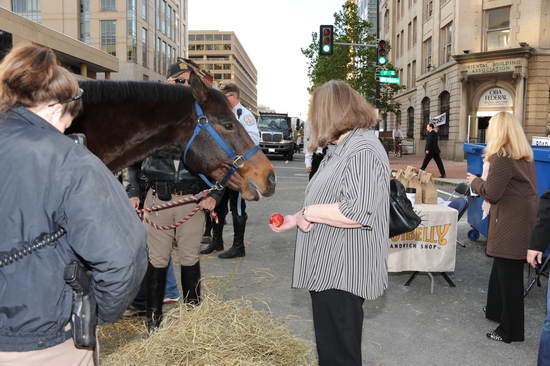 WIHS2-10-26-11-Breakfast-Police-9046-DDeRosaPhoto.JPG