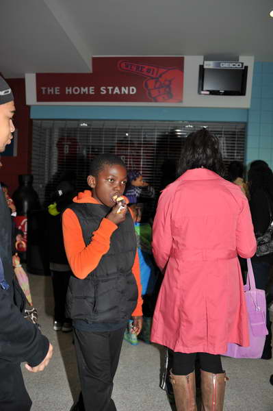 WIHS5-10-29-11-KidsDay-4980-DDeRosaPhoto.JPG