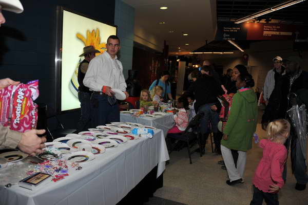 WIHS5-10-29-11-KidsDay-5060-DDeRosaPhoto.JPG