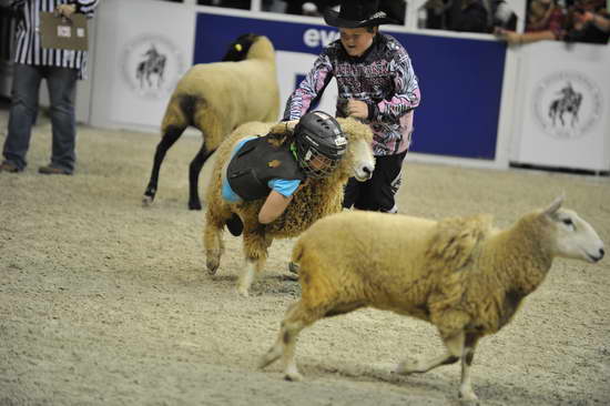 WIHS3-10-27-11-MuttonBusting-2698-DDeRosaPhoto.JPG