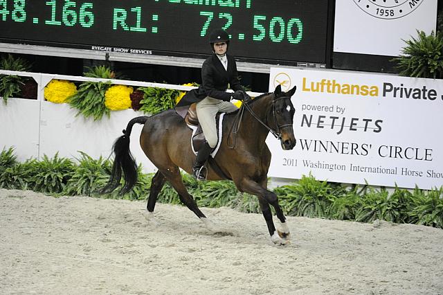 WIHS-10-25-11-Cl186B-DSC_8115-Tycoon-KaitlynFriedman-DDeRosaPhoto.JPG