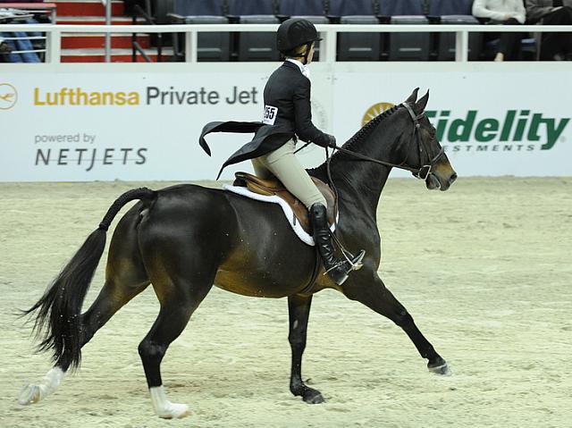 WIHS-10-25-11-Cl186ChHtrCH-DSC_7887-Levantos-KylieGeddes-DDeRosaPhoto.JPG