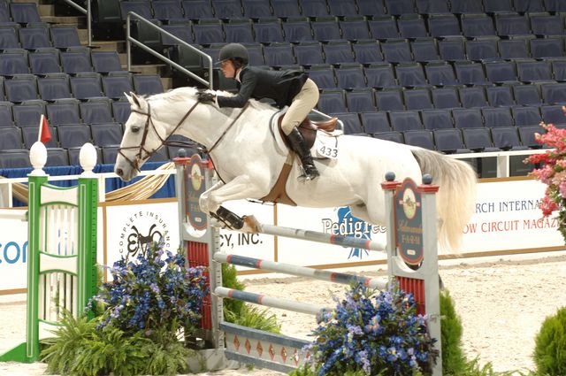 021-WIHS-SloaneColes-CloudNine-10-27-05-Class202-DDPhoto.JPG
