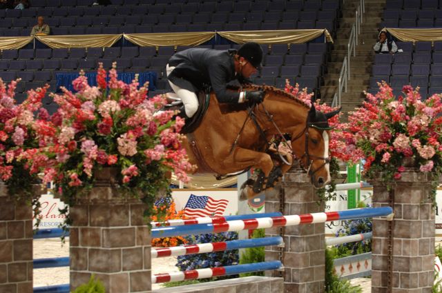 044-WIHS-JimmyTorano-GalantDeSemilly-10-27-05-Class210-DDPhoto.JPG