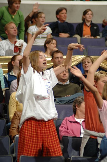 10-WIHS-10-28-05-Candids-DDPhoto.JPG