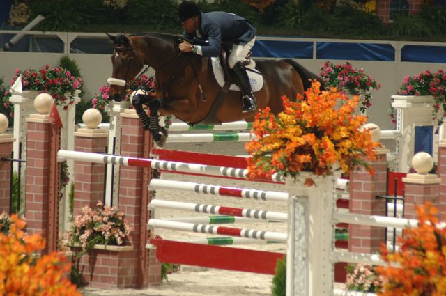 063-WIHS-ToddMinikus-Flier-10-29-05-DDPhoto.JPG