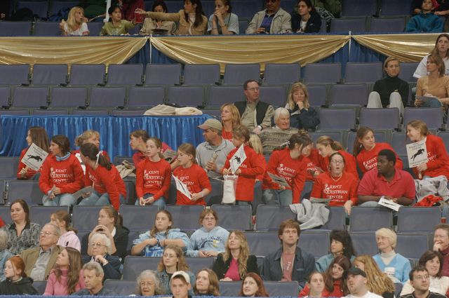 19-WIHS-BarnNight-10-27-05-DDPhoto.JPG