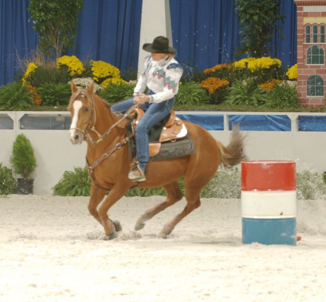 14-WIHS-CarolKersteter-BarrelRacing-10-27-05-DDPhoto.JPG