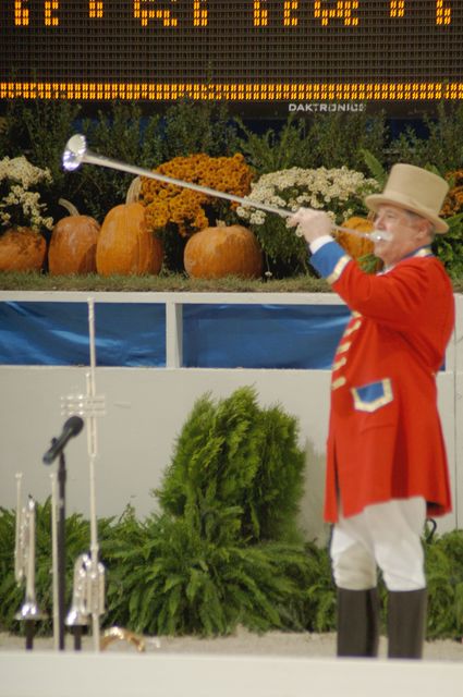 11-WIHS-VernSerex-10-28-05-Candids-DDPhoto.JPG