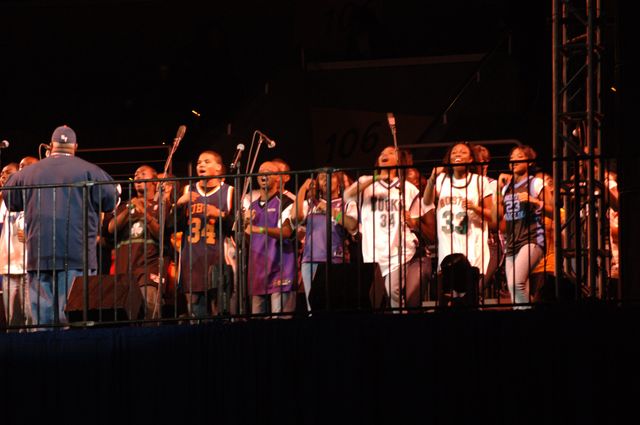 5-WIHS-10-28-05-HipHopBand-DDPhoto.JPG