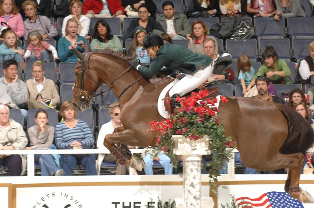 481-H&amp;HWinner-MargieEngle-HCOscar-WIHS-10-28-06-&copy;DeRosaPhoto.JPG