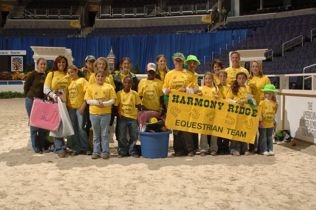 1165-BarnNight-WIHS-10-26-06-&copy;DeRosaPhoto.jpg