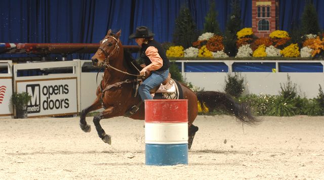 684-BarrelRacing-CarolKerstetter-WIHS-10-27-06-&copy;DeRosaPhoto.JPG