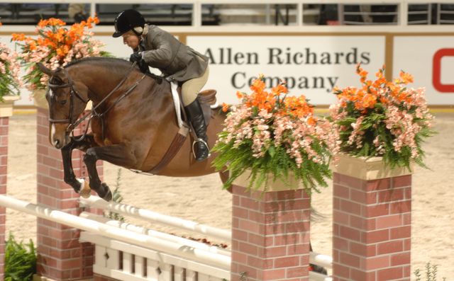 477-Estrella-BettyOare-WIHS-10-24-06-&copy;DeRosaPhoto.JPG