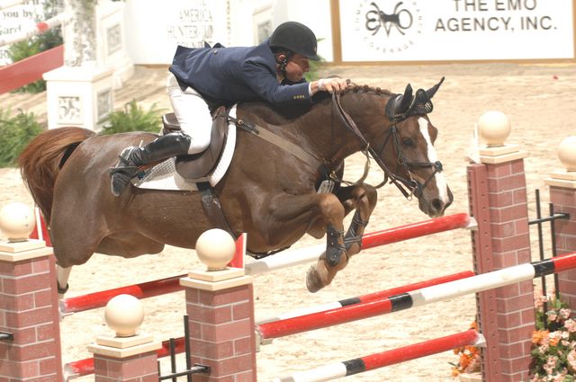 1018-AaronVale-Waldi-WIHS-10-28-06-&copy;DeRosaPhoto.JPG