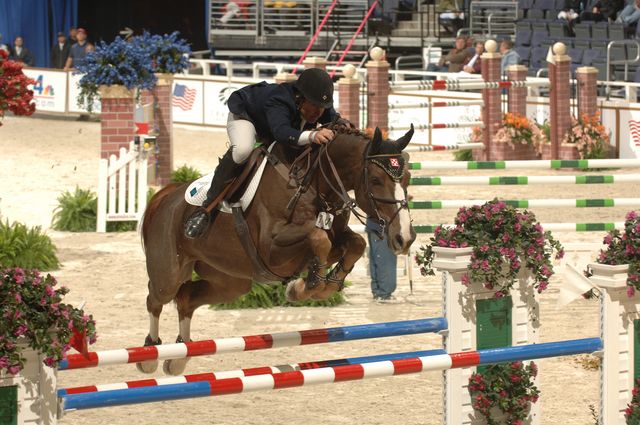 372-Waldi-AaronVale-WIHS-10-26-372-DeRosaPhoto.JPG