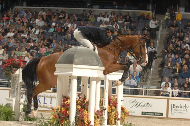 530-JimmyTorano-Aguila-WIHS-10-27-06-&copy;DeRosaPhoto.JPG