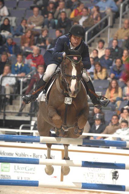 582-AaronVale-Waldi-WIHS-10-27-06-&copy;DeRosaPhoto.JPG