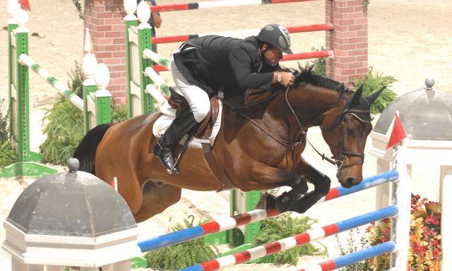 930-MarkLeone-GreatAmerican-WIHS-10-28-06-&copy;DeRosaPhoto.JPG