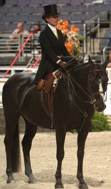 726-LisaFriel-Aaspen'sBlackDiamond-WIHS-10-26-06-&copy;DeRosaPhoto.JPG