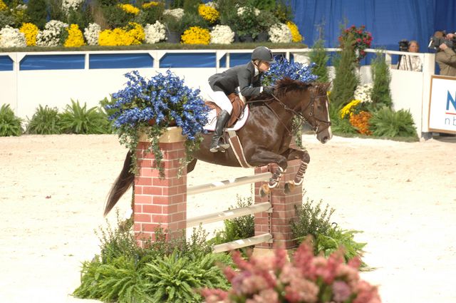 642-EllieMorris-Bijou-10-25-06-&copy;DeRosa-Photo.jpg