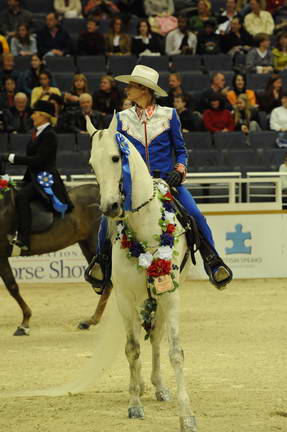 10-24-08-WIHS-455-DeRosaPhoto.jpg