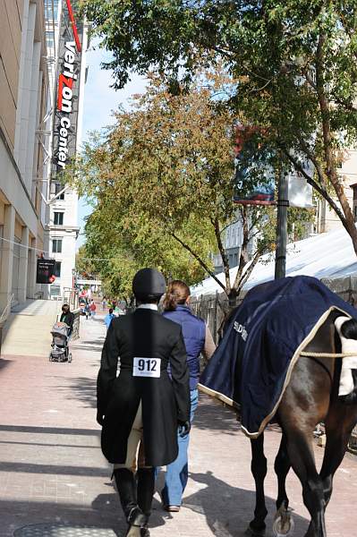 WIHS-10-25-09-DSC_2573-AroundGrounds-VerizonSignage-DDeRosaPhoto.jpg