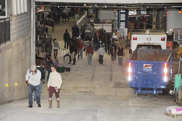 WIHS-10-22-09-DSC_006-AroundGrounds-Inside-DDeRosaPhoto.jpg