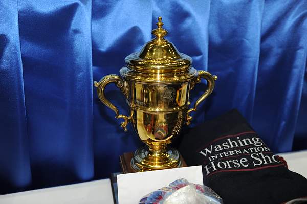 WIHS-10-24-09-DSC_9024-Awards-DDeRosaPhoto.jpg