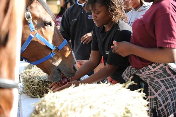 WIHS-10-21-09-DSC_1966-BreakfastwithParkPolice-DDeRosaPhoto.jpg