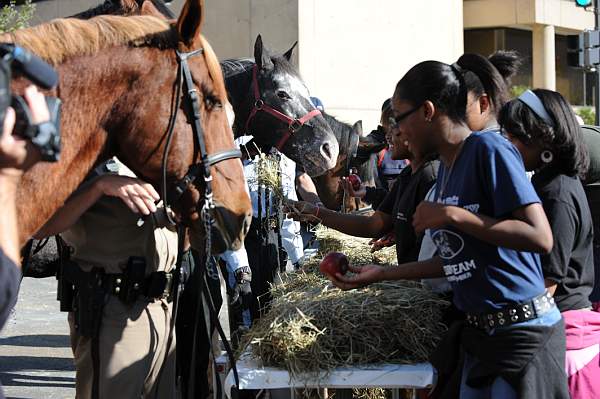 WIHS-10-21-09-DSC_2004-BreakfastwithParkPolice-DDeRosaPhoto.jpg