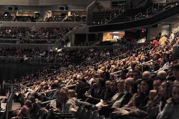 WIHS-10-24-09-DSC_0509-Crowds-DDeRosaPhoto.jpg