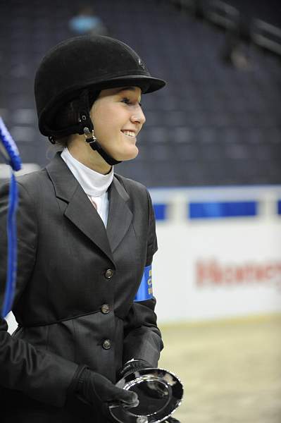WIHS-10-22-09-DSC_5108-Lyle-AbbyOMara-SmJrHtr16-17-Presentations-DDeRosaPhoto.jpg