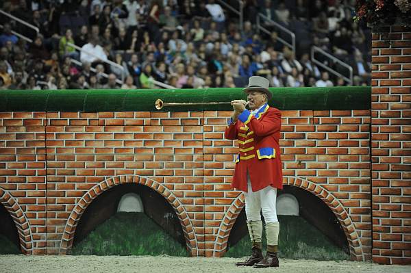 WIHS-10-23-09-DER_7597-JohnFranzred-Ringmaster-DDeRosaPhoto.jpg