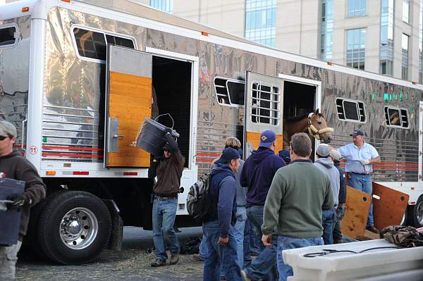 WIHS-10-19-09-322-Setup-DDeRosaPhoto.jpg