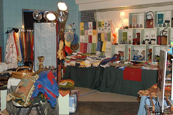 WIHS-10-21-09-DSC_0111-Vendors-DDeRosaPhoto.jpg