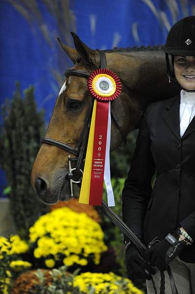 WIHS-10-23-09-DSC_8486-LgJrWkgHtrResCh-Charade-JacquelineLubrano-Winners-DDeRosaPhoto.jpg