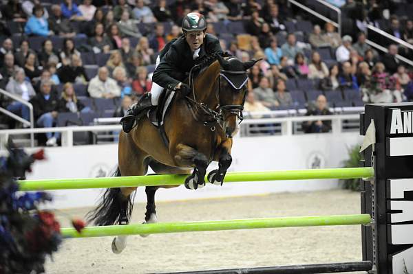 WIHS-10-24-10-PresCup-DSC_1209-Zamiro16-ShaneSweetnam-DDeRosaPhoto.jpg