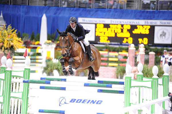 WIHS-10-24-10-PresCup-DSC_1401-CoulettoKJames-McLainWard-DDeRosaPhoto.jpg