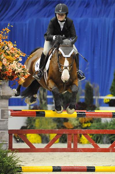 WIHS-10-22-09-DSC_5918-Carlotta-KelseyThatcher-JrJpr-DDeRosaPhoto.jpg