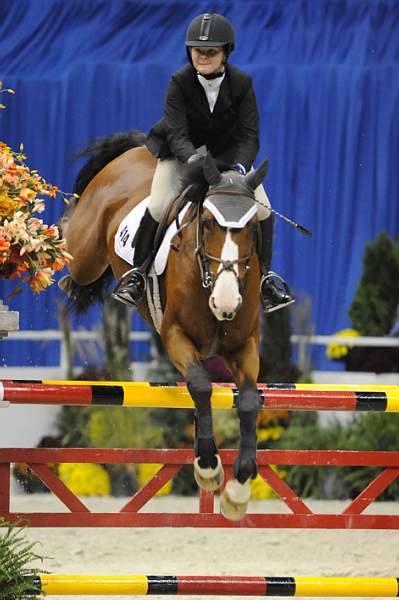 WIHS-10-22-09-DSC_5919-Carlotta-KelseyThatcher-JrJpr-DDeRosaPhoto.jpg