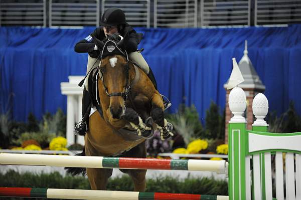 WIHS-10-22-09-DSC_6098-Thorstin-LauraPfeiffer-JrJpr-DDeRosaPhoto.jpg