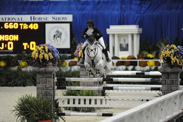 WIHS-10-23-09-DER_6140-AmbCup-ChironS-PaigeJohnson-JrJprs-DDeRosaPhoto.jpg