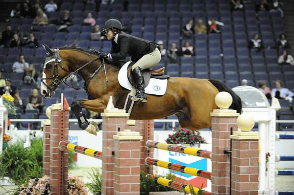 WIHS-10-23-09-DER_6271-Carlotta-KelseyThatcher-JrJprs-DDeRosaPhoto.jpg