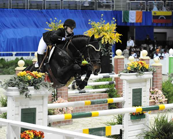 WIHS-10-24-09-Cl203JrJpr-DSC_9224-Talent-LucyBlundon-DDeRosaPhoto.jpg