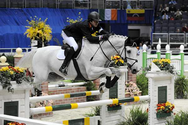 WIHS-10-24-09-Cl203JrJpr-DSC_9256-Perfekt-ChaseBoggio-DDeRosaPhoto.jpg
