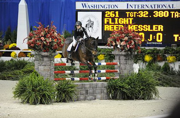 WIHS-10-24-09-DSC_9488-Flight-ReedKessler-JrJprs-DDeRosaPhoto.jpg