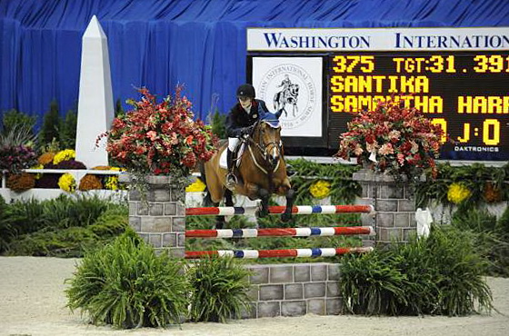 WIHS-10-24-09-DSC_9515-Santika-SamanthaHarrison-JrJprs-DDeRosaPhoto.jpg