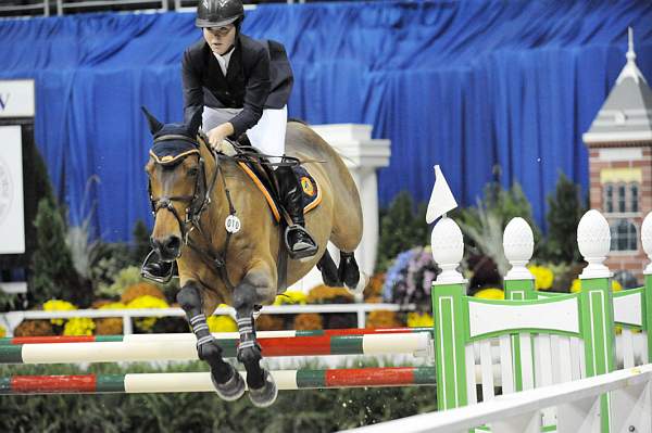 WIHS-10-22-09-OpJpr210-DER_5687-QuincyB-HillaryDobbs-DDeRosaPhoto.jpg