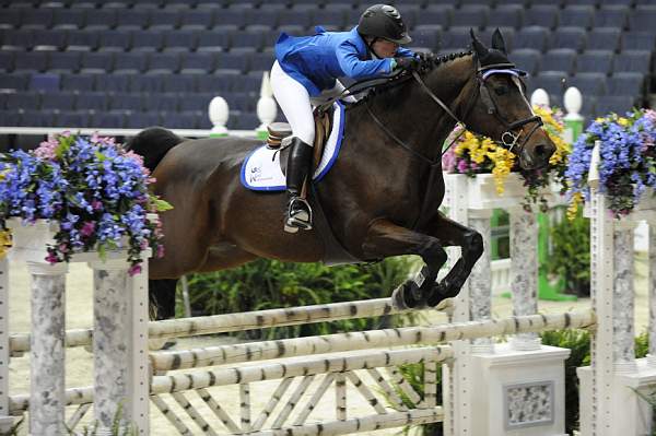 WIHS-10-21-09-DSC_3098-WIHSChildJpr-Fairplay-AlexVespico-DDeRosaPhoto.jpg